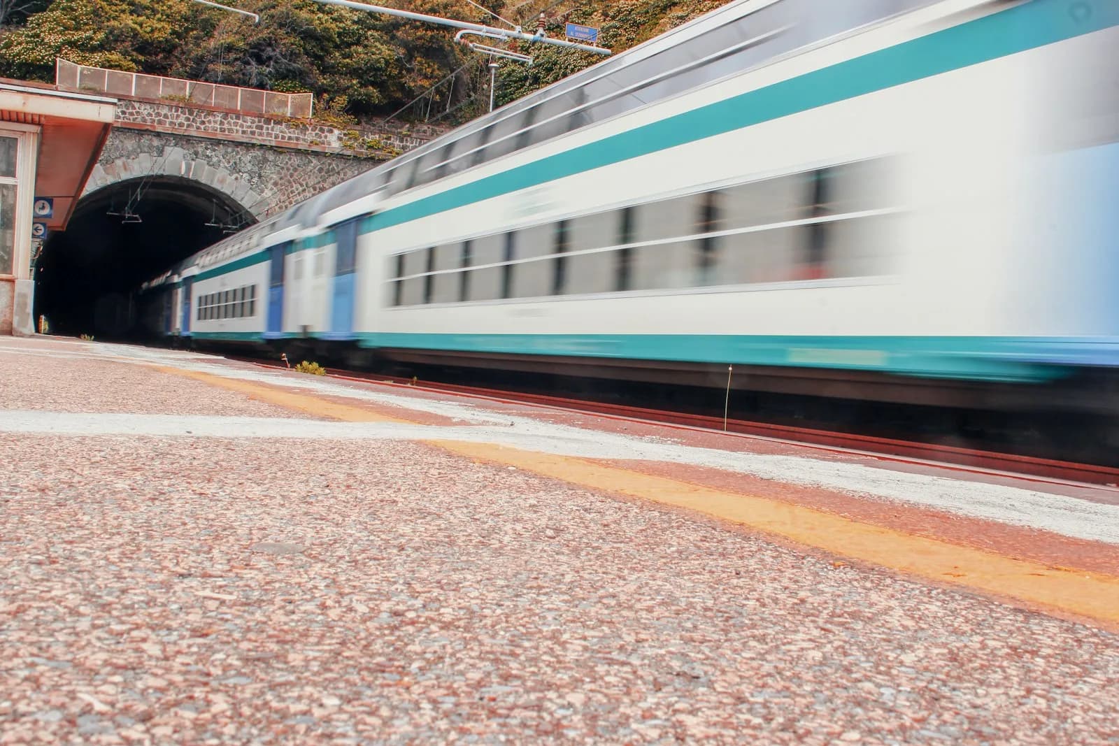 Italy Just Closed Every Exit for Four Days Straight. Your May Strike Playbook Won't Save You